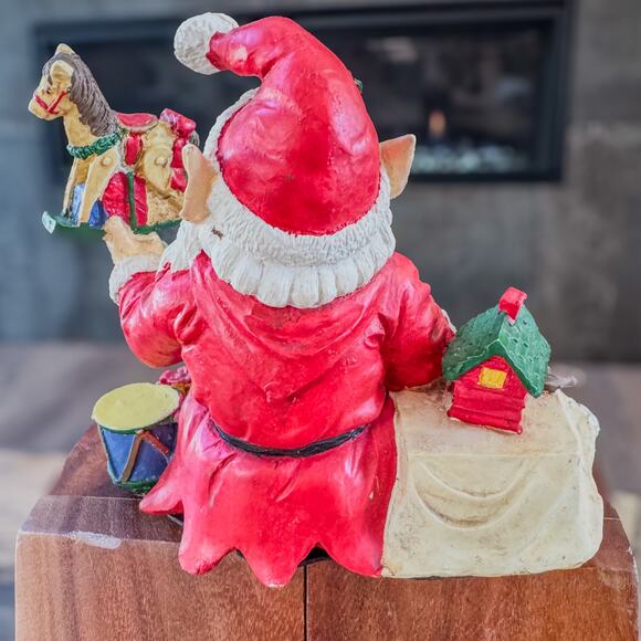 Vintage Christmas Elf Santa Resin Stocking Holder w/ Original Box Whimsy Holiday - Picture 14 of 15